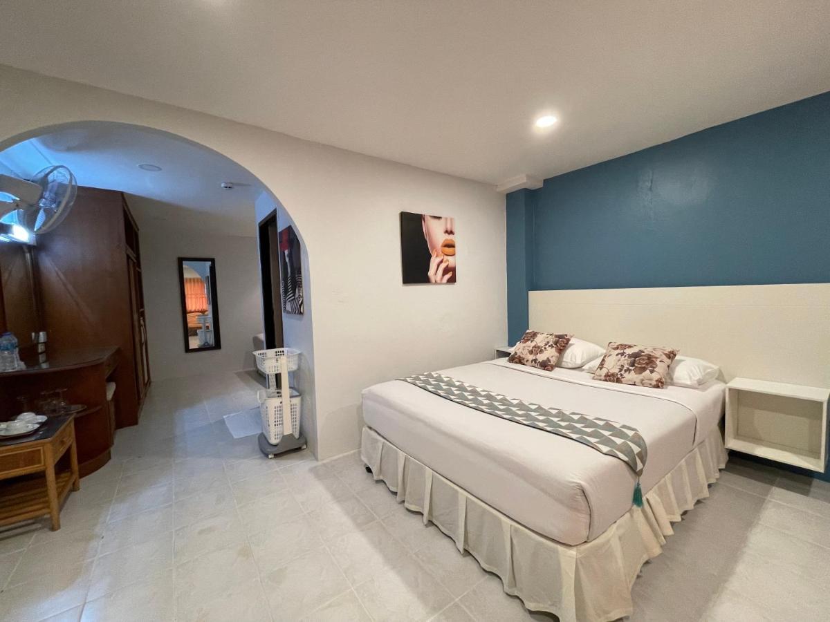 Summer Breeze Hotel Patong Екстериор снимка
